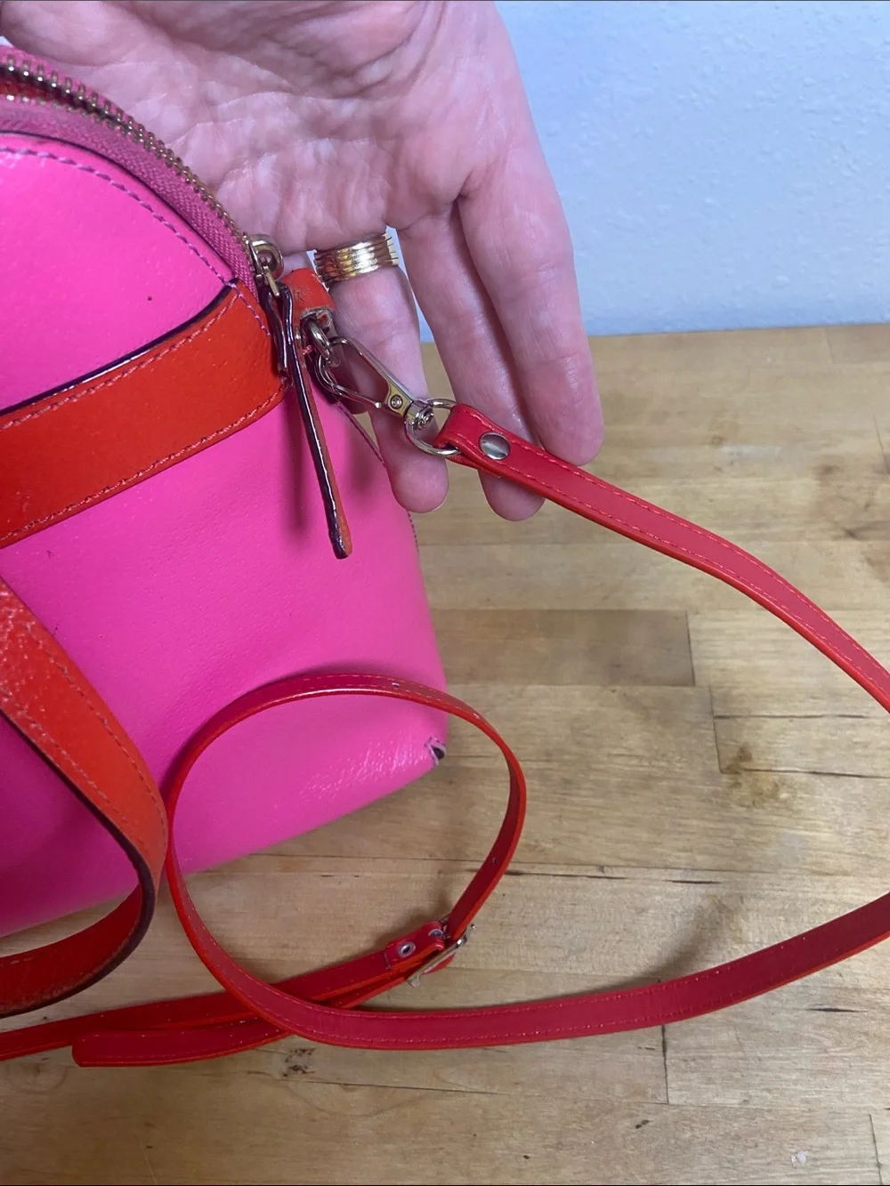 kate spade outside has
